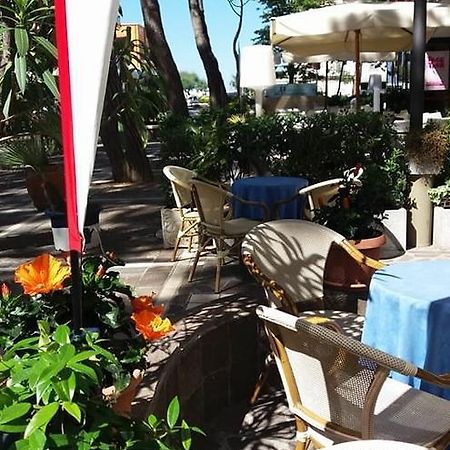 Hotel Adria Misano Adriatico Eksteriør billede